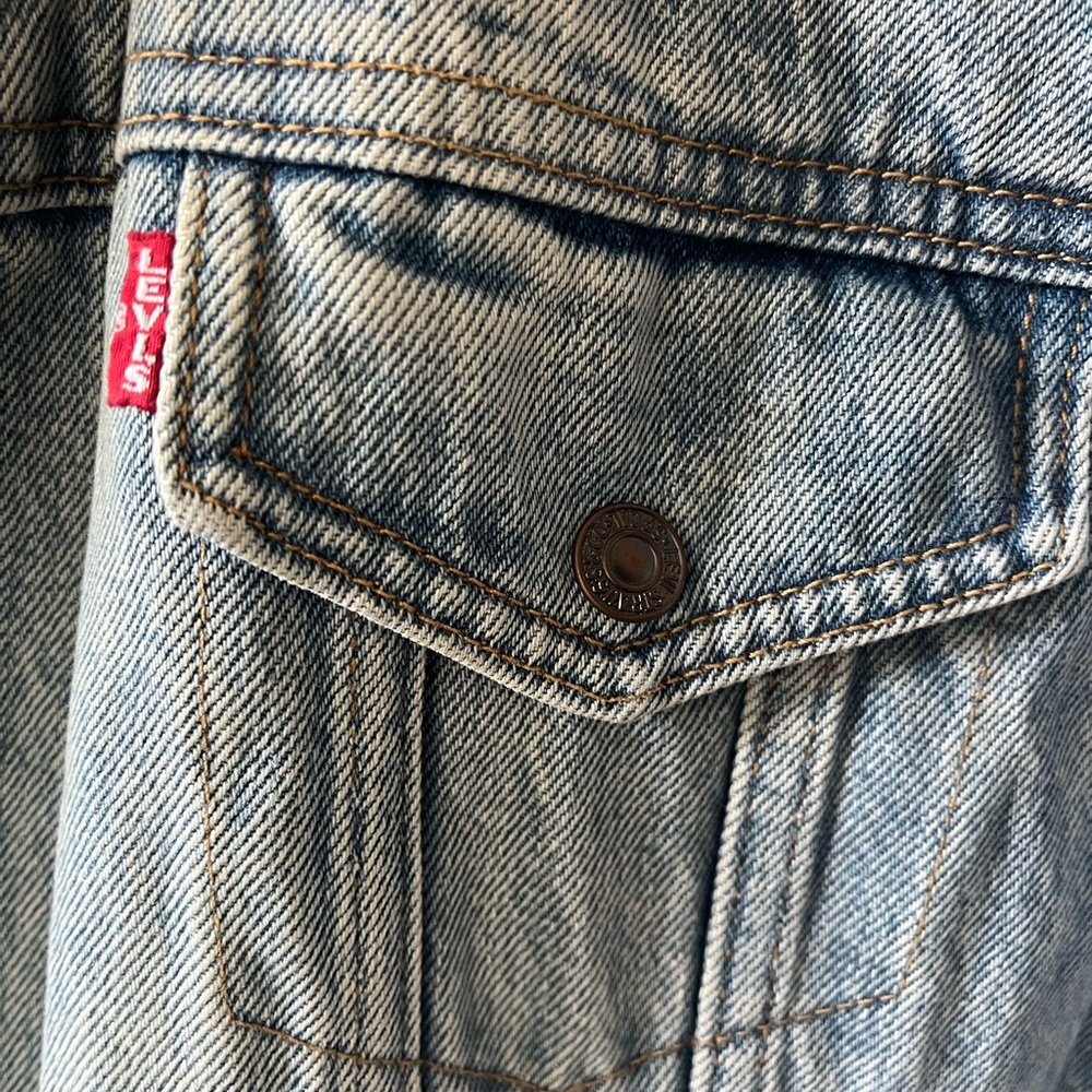 Jean jacket - Picture 4 of 4